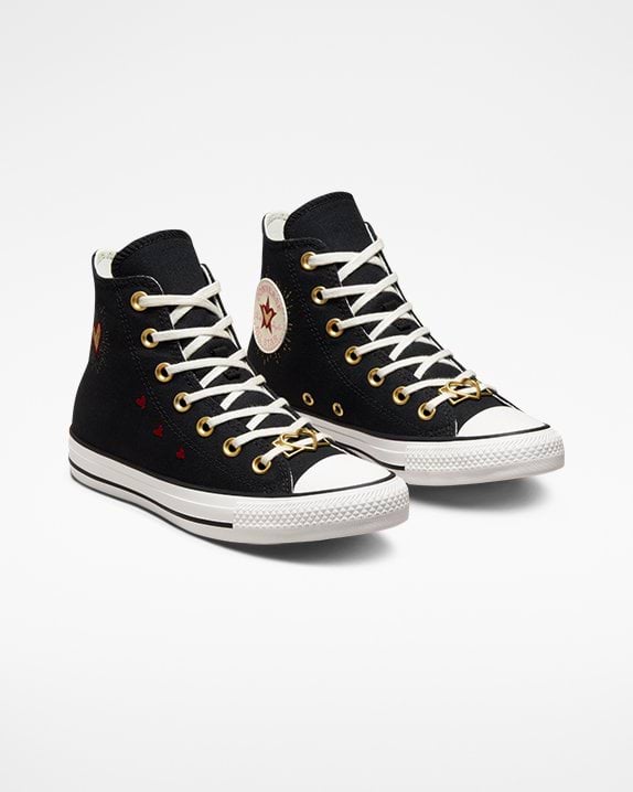 Chuck Taylor All Star Hearts